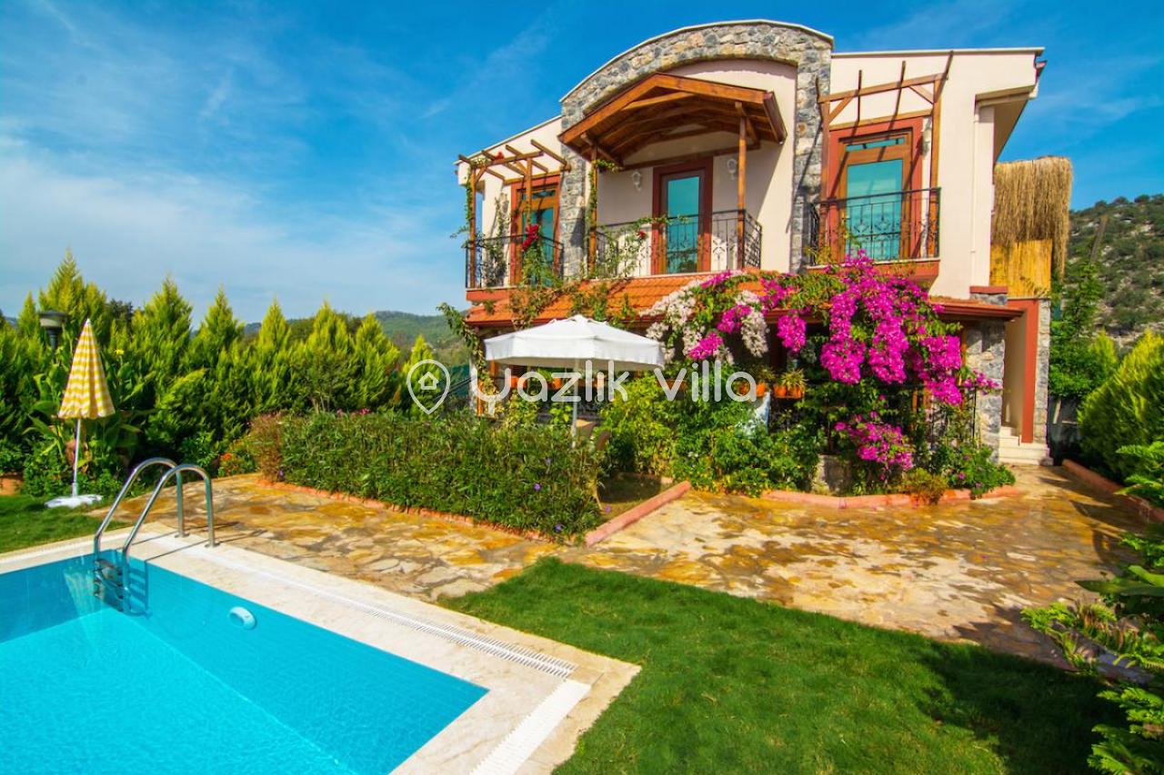 Villa Ares
