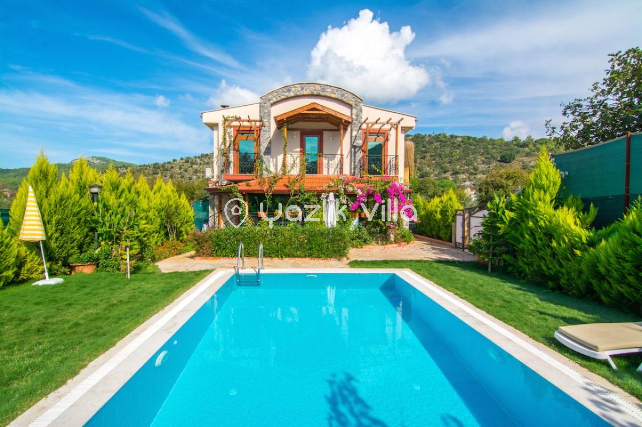 Villa Ares